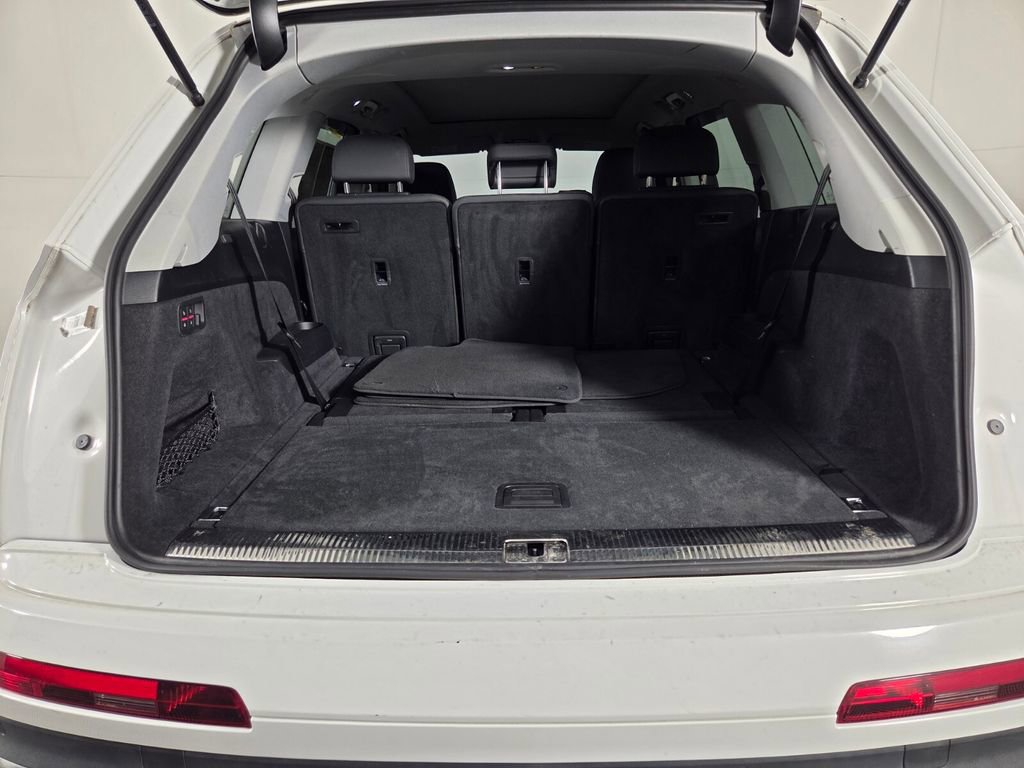 Used 2023 Audi Q7 3.0T Premium Plus image 30