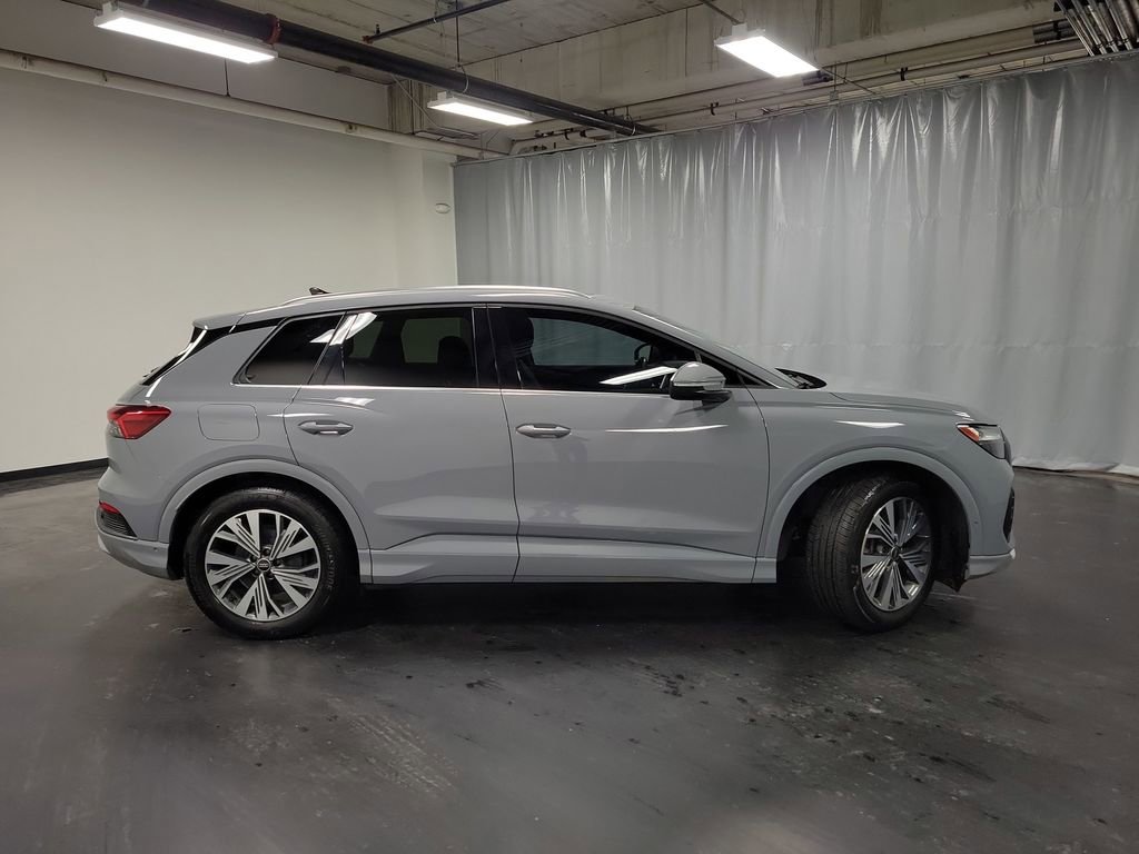 Used 2023 Audi Q4 e-tron Premium Plus image 9