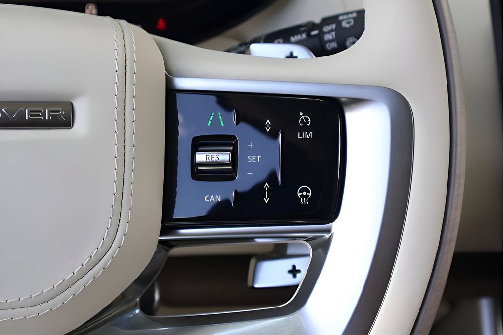 New 2026 Land Rover Range Rover SE AWD/4WD image 20