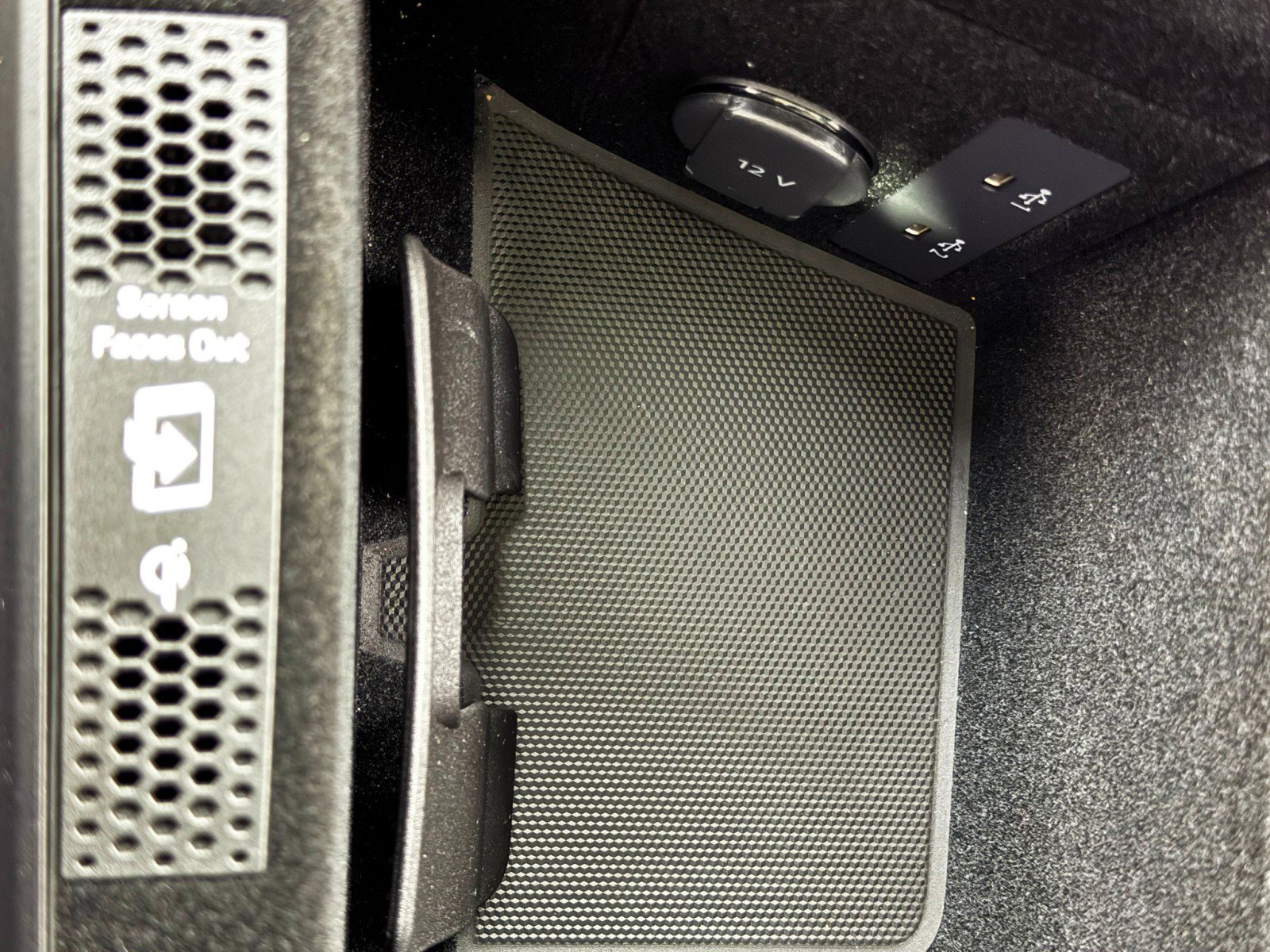 Used 2022 Porsche Taycan 4 Cross Turismo image 36