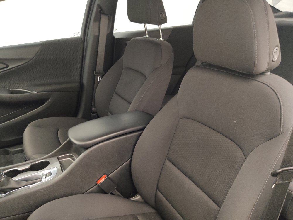 Used 2023 Chevrolet Malibu LS FWD image 17