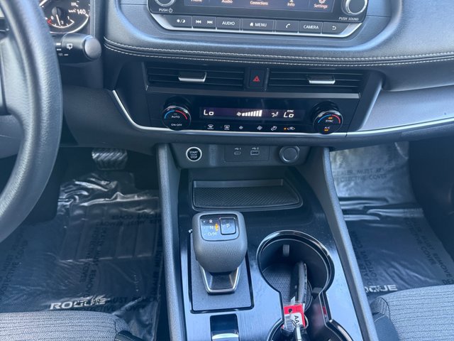 Used 2023 Nissan Rogue SV AWD/4WD image 15