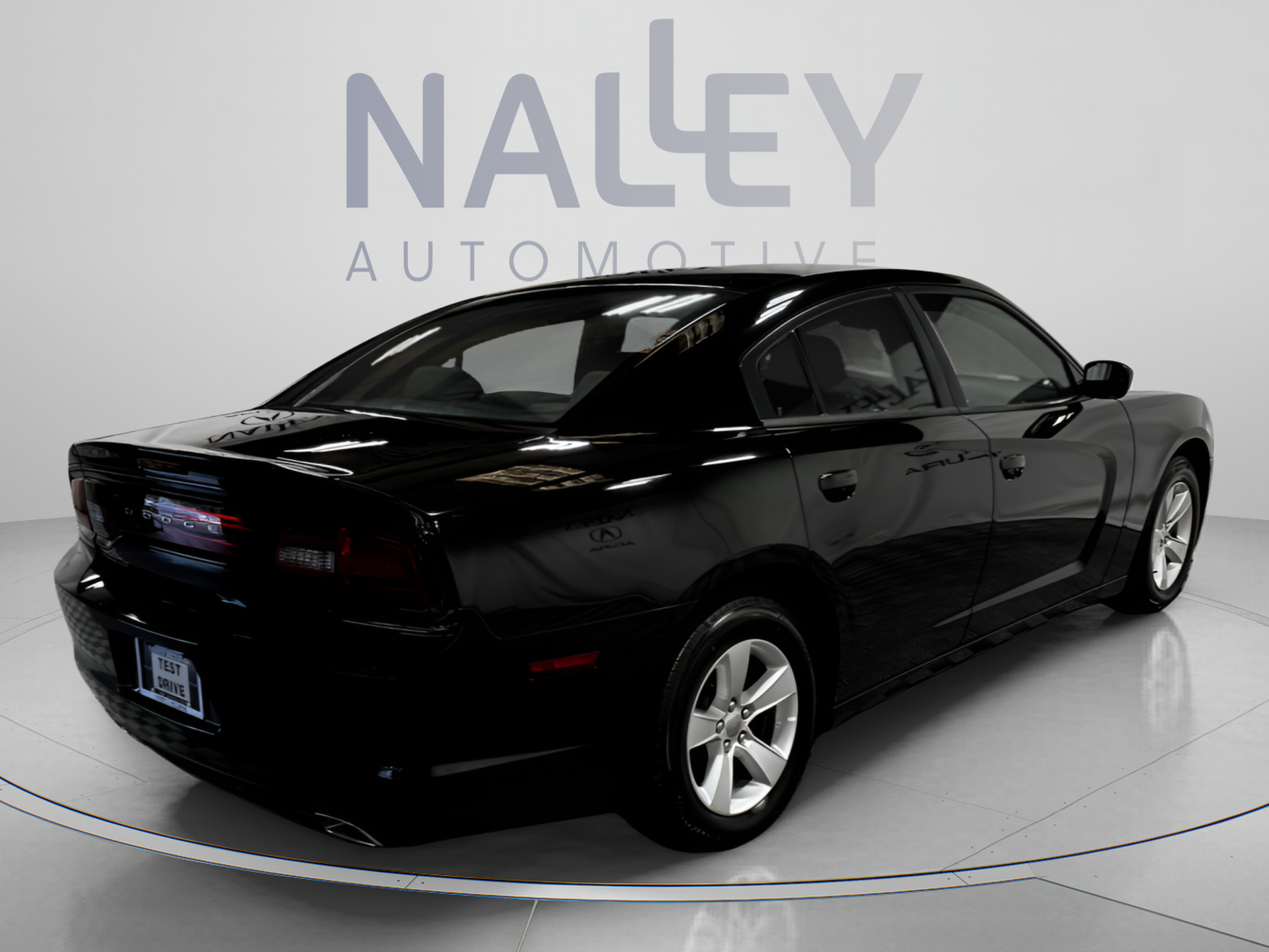 Used 2014 Dodge Charger SE RWD image 5