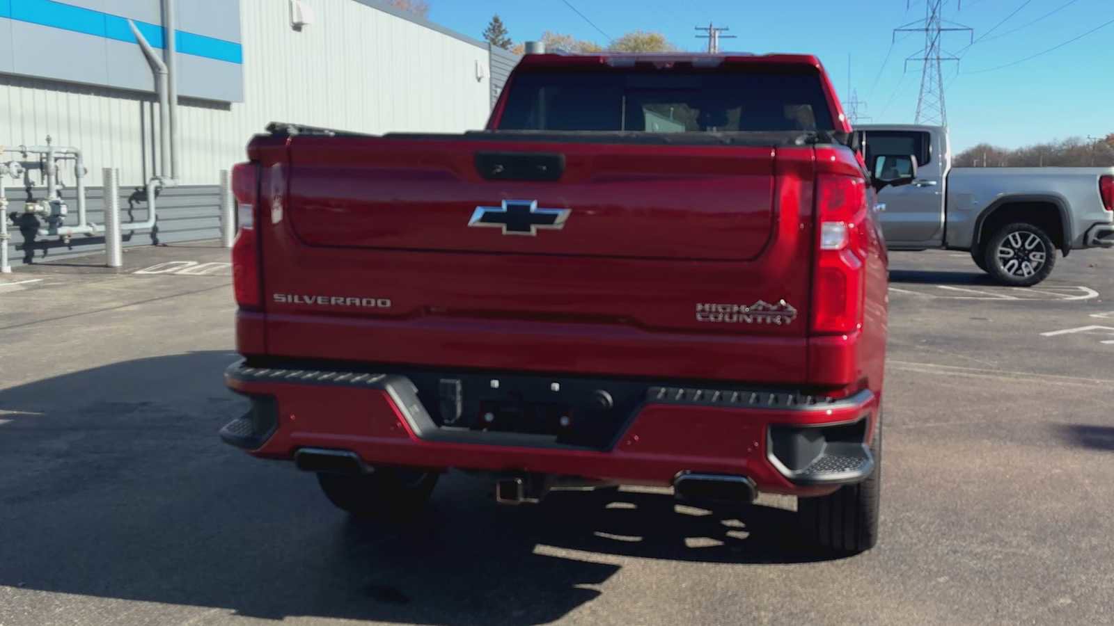 Used 2021 Chevrolet Silverado 1500 High Country image 3