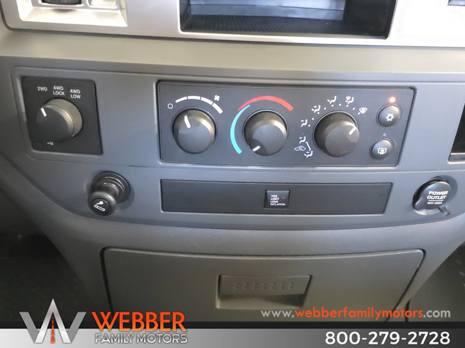 Used 2009 Dodge Ram 2500 Truck SLT w/ Popular Equipment Group AWD/4WD image 14