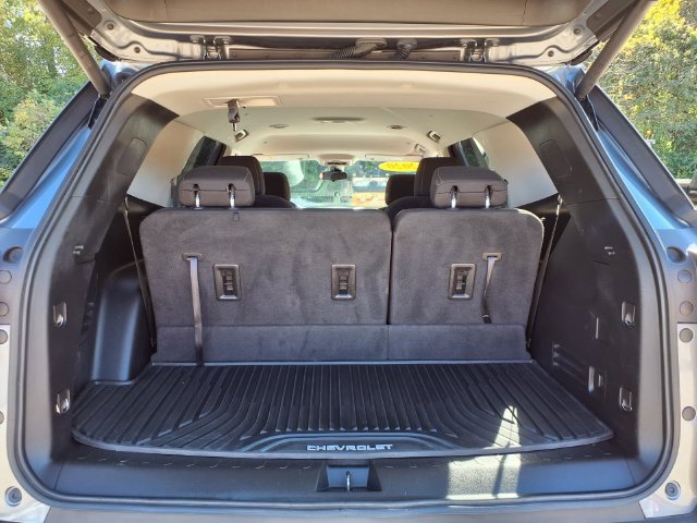 Used 2020 Chevrolet Traverse LT w/ Driver Confidence II Package AWD/4WD image 11