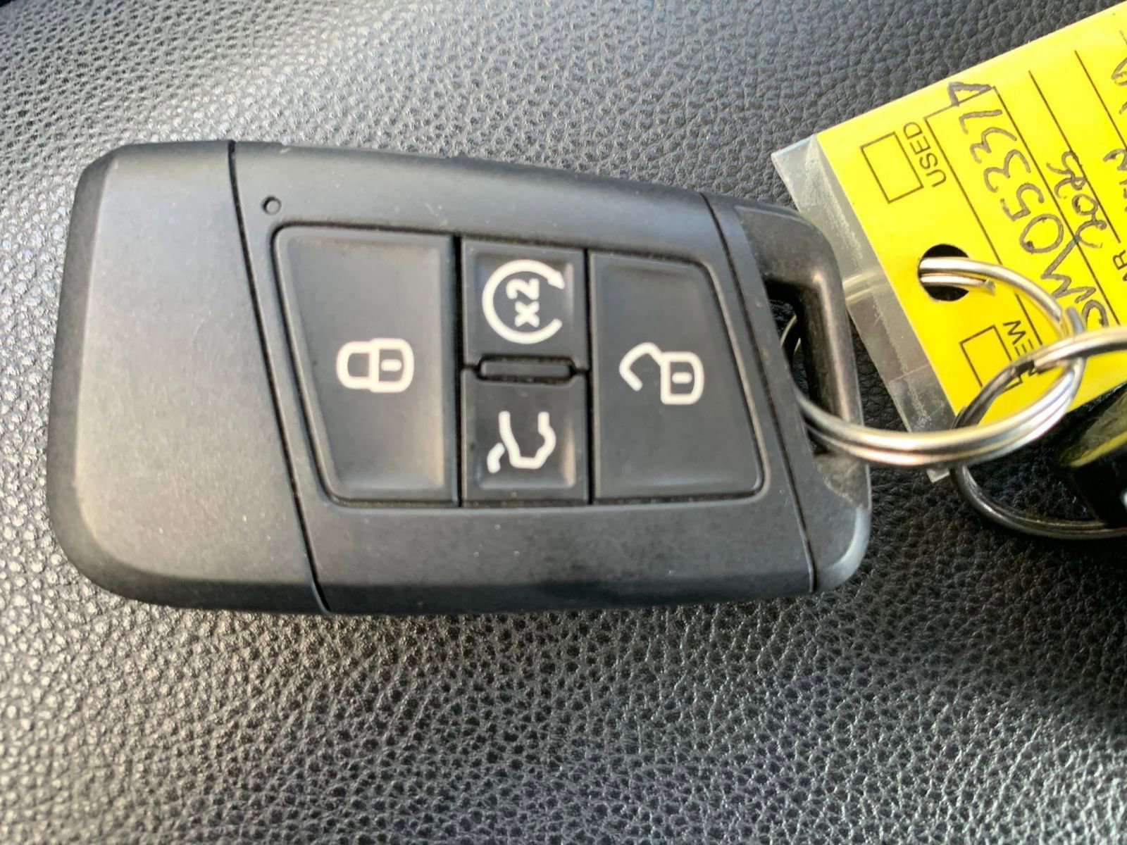 Used 2025 Volkswagen Jetta SE image 22