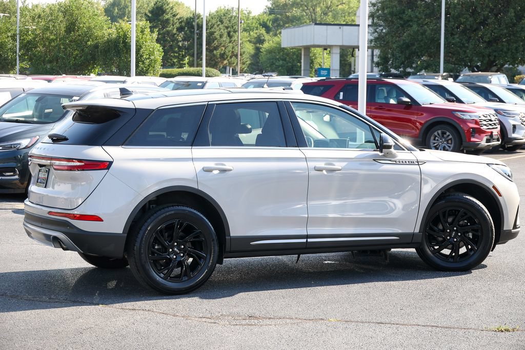 Used 2023 Lincoln Corsair AWD w/ Equipment Group 101A image 31