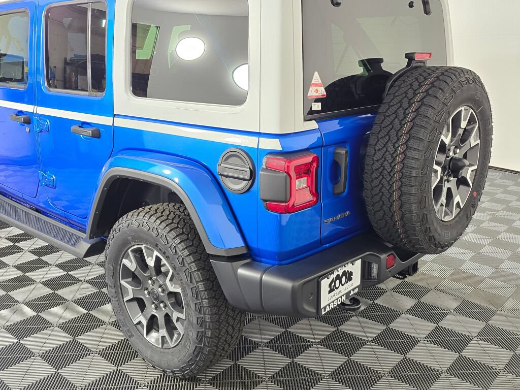 New 2026 Jeep Wrangler Unlimited Sahara w/ Whitecap Package AWD/4WD image 14
