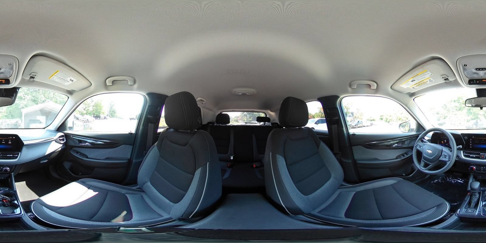 Used 2025 Chevrolet TrailBlazer LT FWD image 40