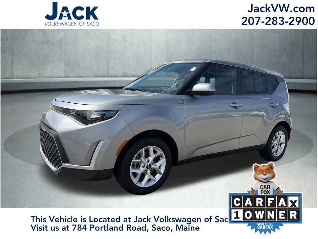 Used 2023 Kia Soul LX w/ Option Group 015