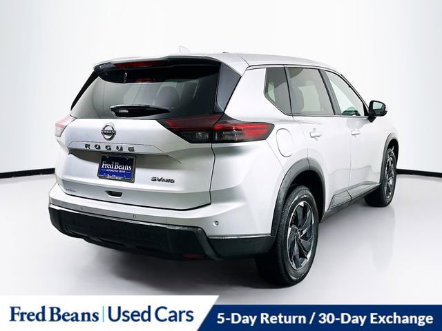 Used 2024 Nissan Rogue SV image 8