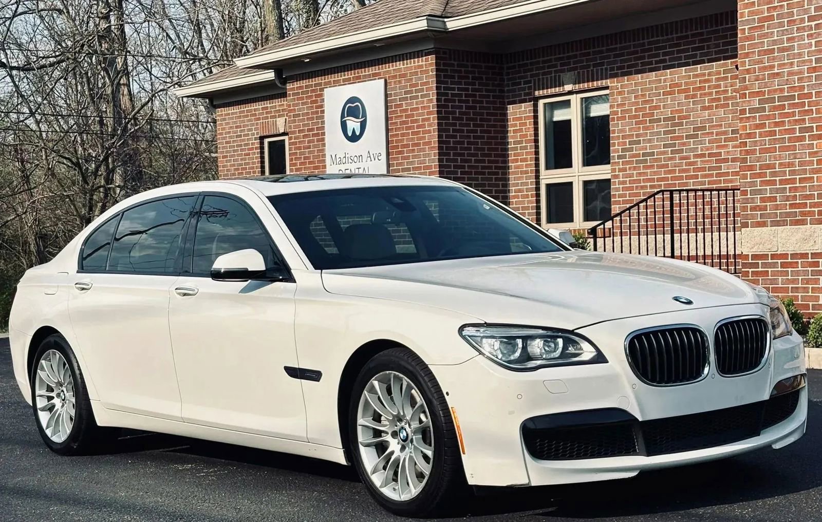 Used 2013 BMW 750Li image 13