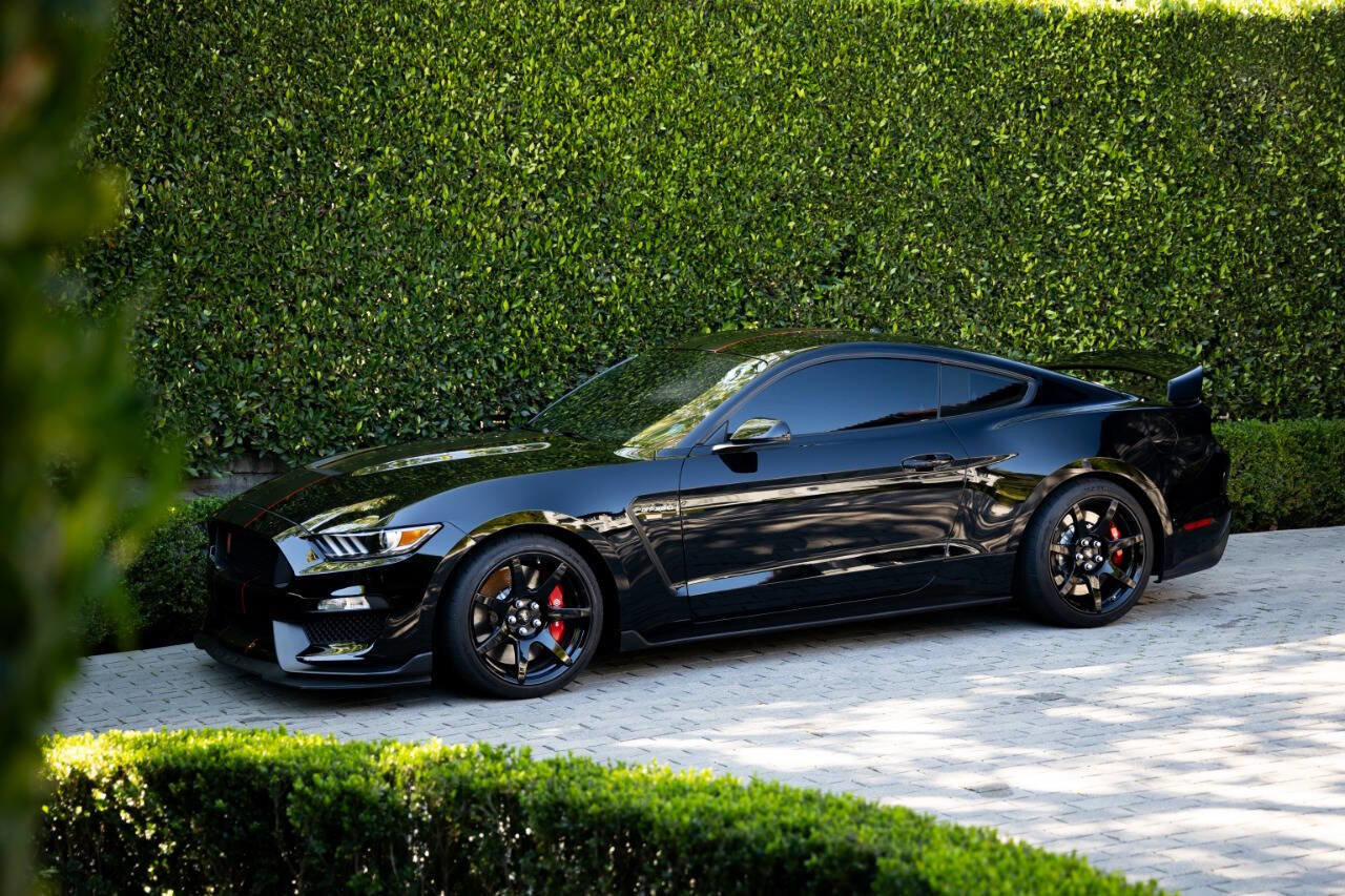 Used 2019 Ford Mustang Shelby GT350R w/ GT350R Equipment Group 920A image 8