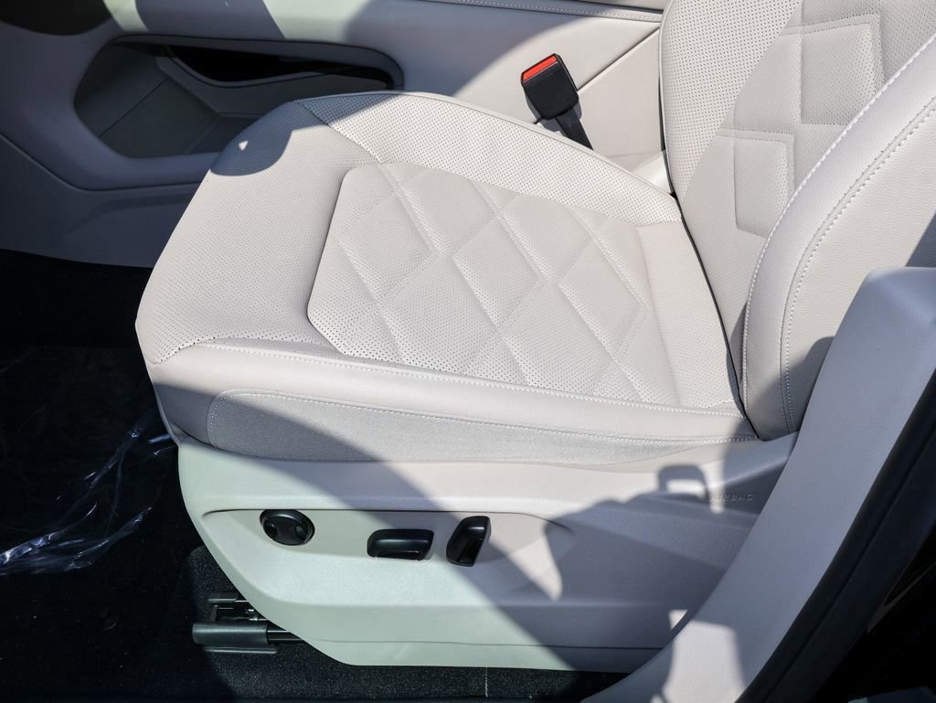New 2026 Volkswagen Atlas SE AWD/4WD image 13