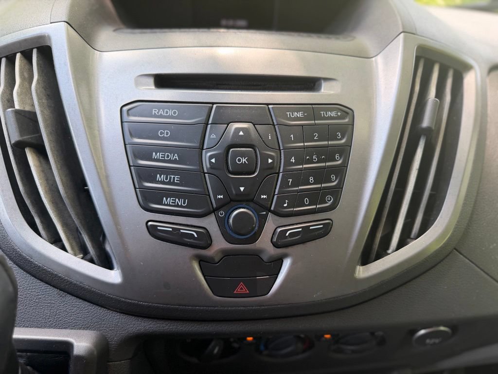 Used 2018 Ford Transit 350 XLT RWD image 28