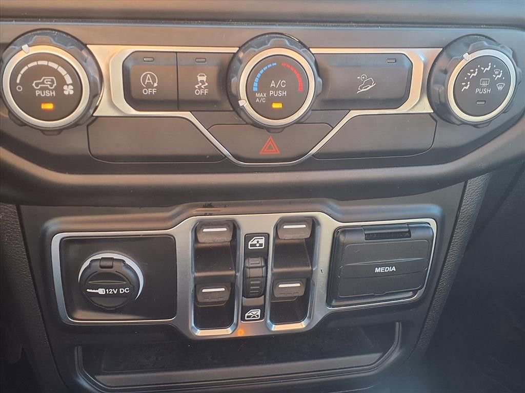 Used 2019 Jeep Wrangler Unlimited Sport image 8