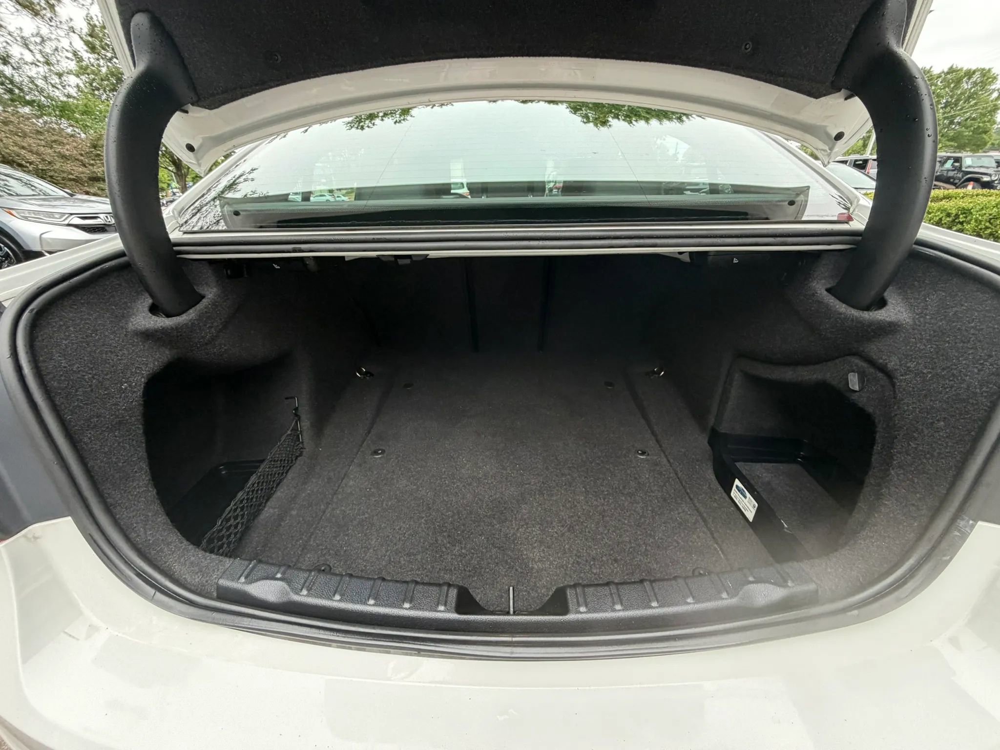 Used 2017 BMW 330i Sedan RWD image 15
