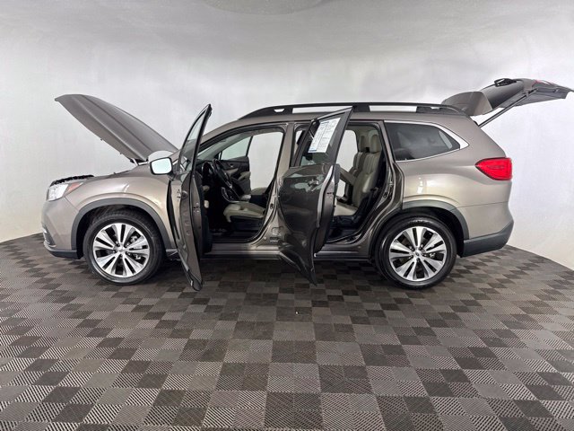 Used 2022 Subaru Ascent Limited w/ Technology Package AWD/4WD image 12