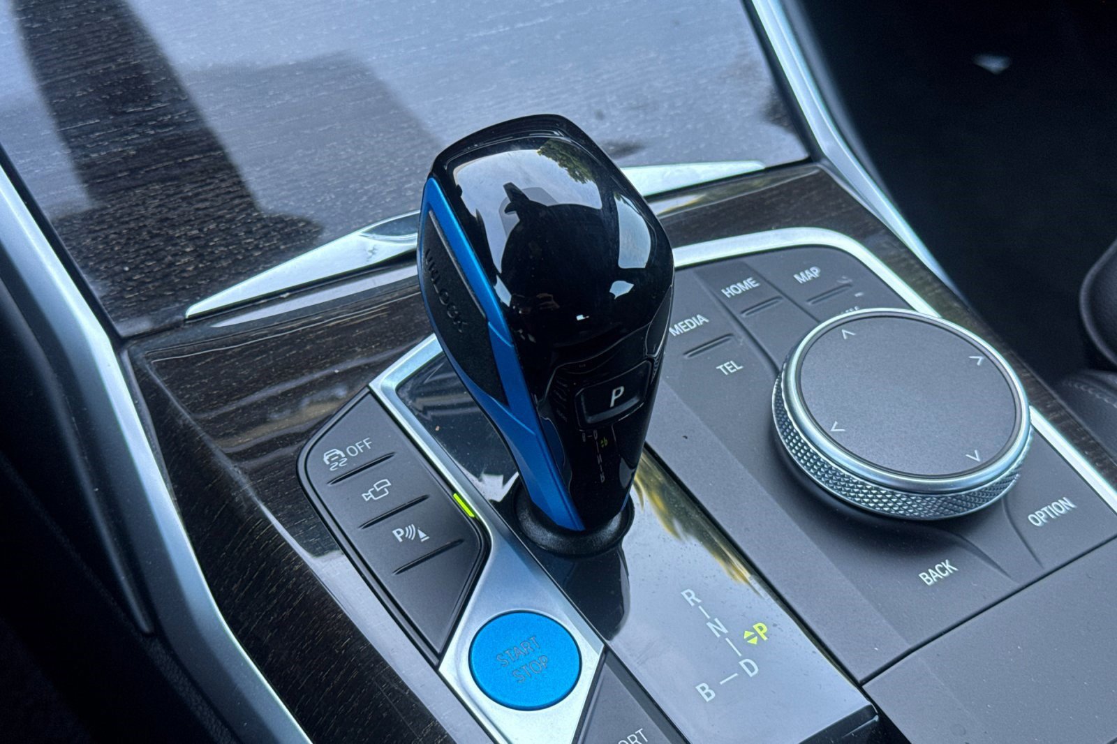 Certified 2023 BMW i4 eDrive35 w/ Parking Assistance Package image 18