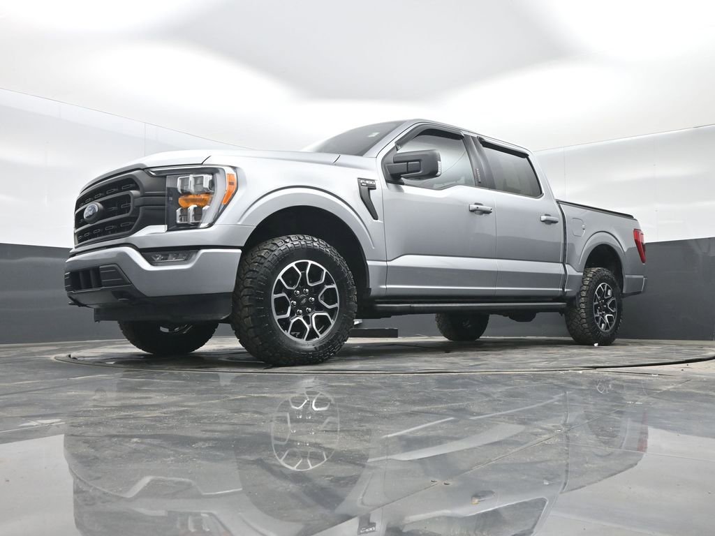 Used 2022 Ford F150 XLT w/ Equipment Group 302A High AWD/4WD image 31