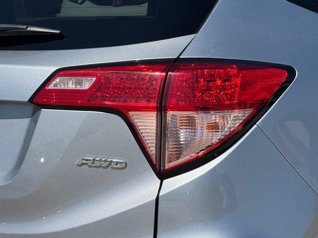 Used 2017 Honda HR-V EX image 7