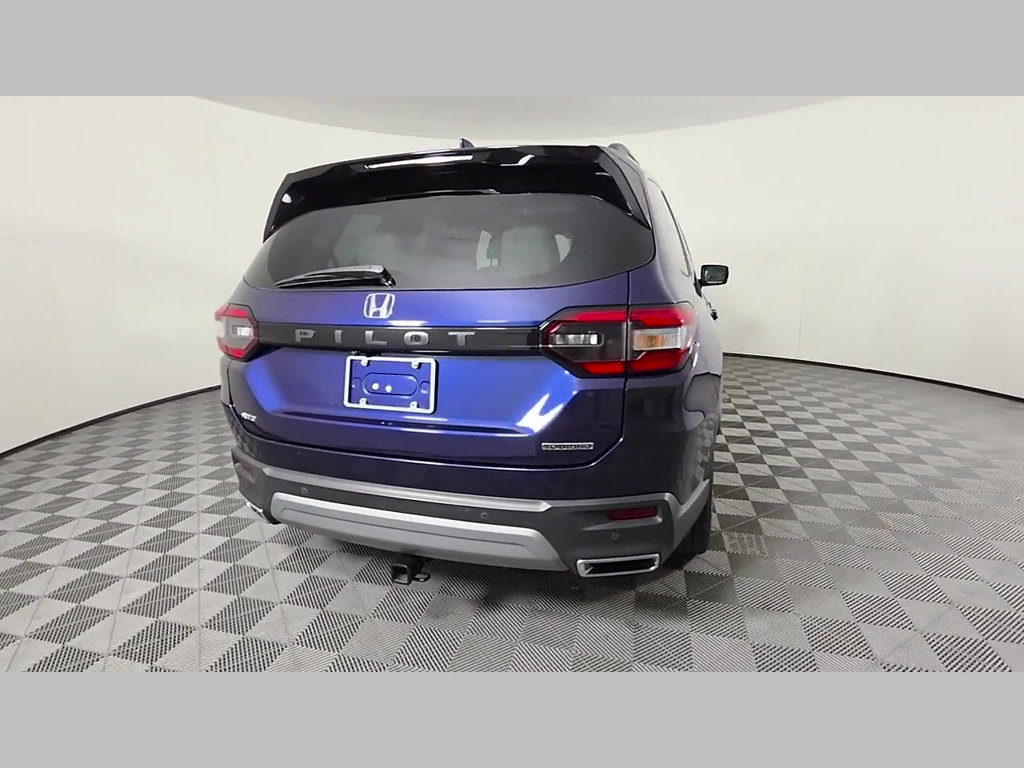 Used 2025 Honda Pilot Touring image 41