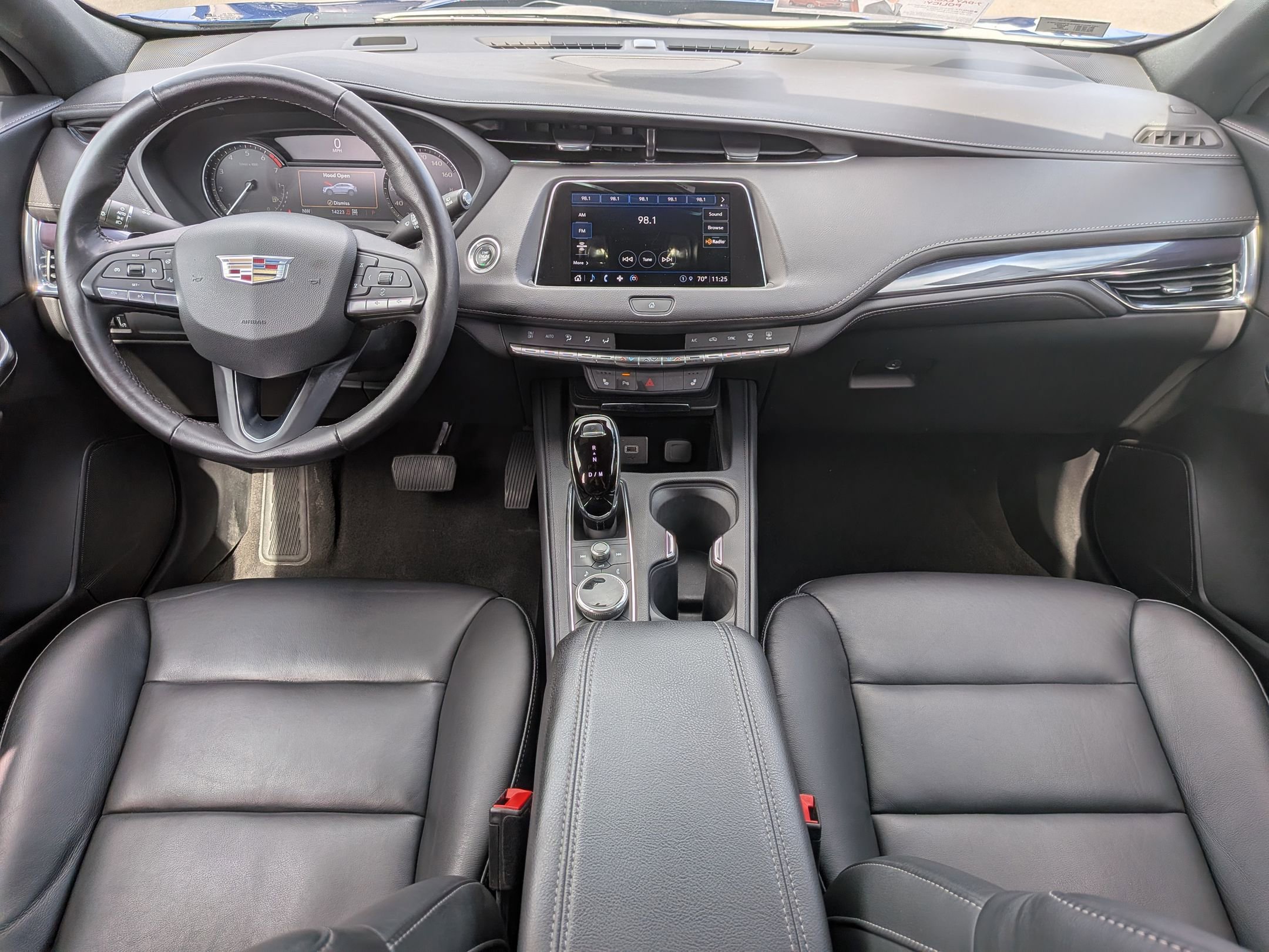 Certified 2023 Cadillac XT4 Luxury w/ Cold Weather Package AWD/4WD image 21