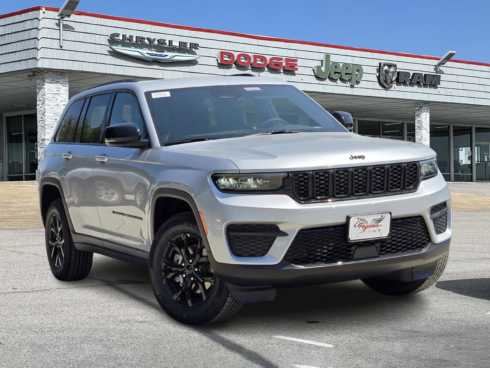 New 2025 Jeep Grand Cherokee Altitude