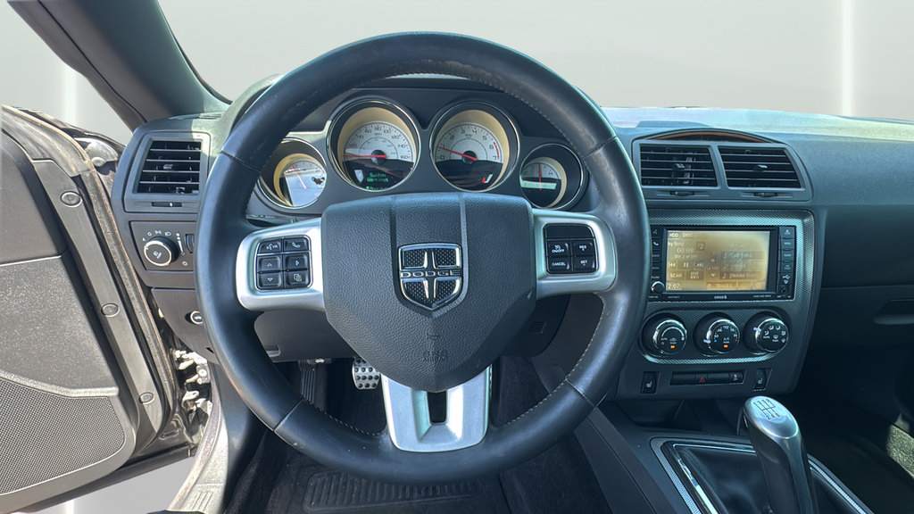 Used 2014 Dodge Challenger R/T Plus RWD image 16