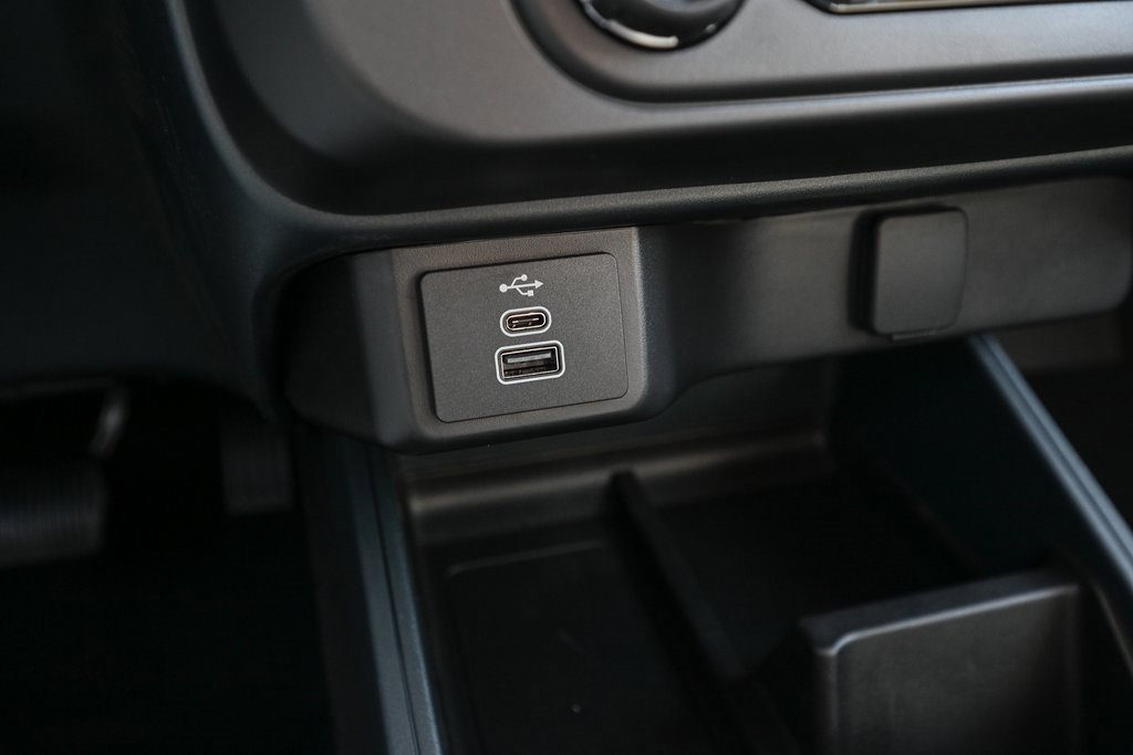 New 2025 Ford Maverick XL w/ Equipment Group 101A image 29