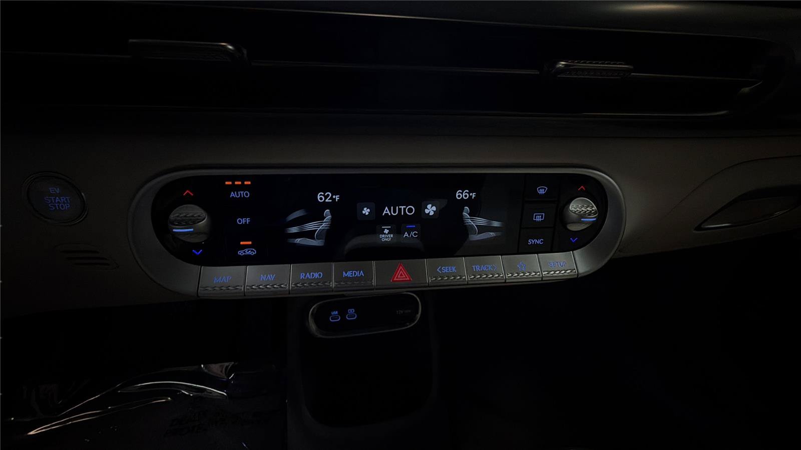 New 2026 Genesis GV60 Advance AWD/4WD image 18
