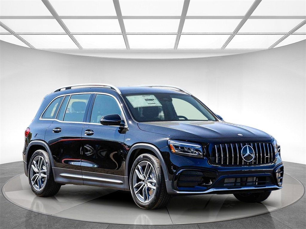 New 2026 Mercedes-Benz GLB 35 AMG 4MATIC image 5