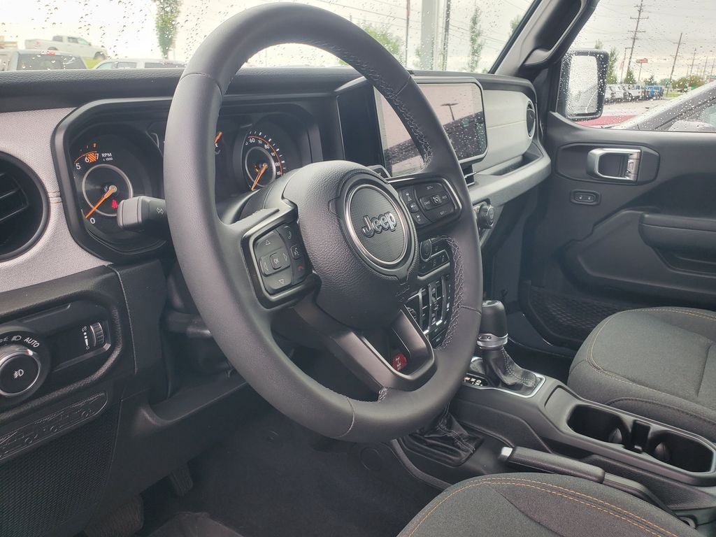 Used 2025 Jeep Wrangler Unlimited Sport AWD/4WD image 10