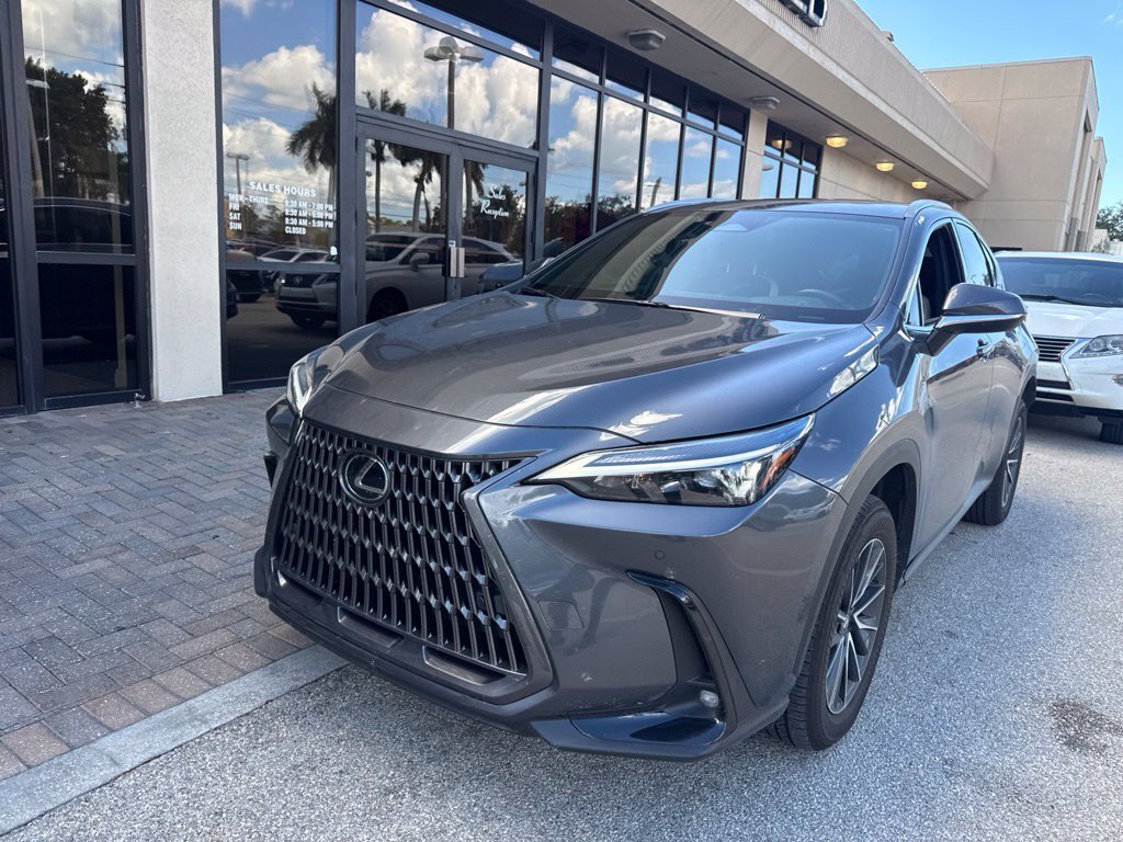 Used 2024 Lexus NX 350h AWD image 12