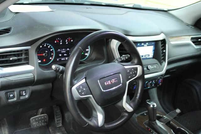 Used 2017 GMC Acadia SLE FWD image 13