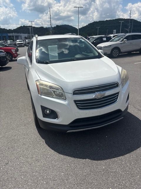 Used 2015 Chevrolet Trax LTZ w/ LPO, Cargo Package FWD image 7