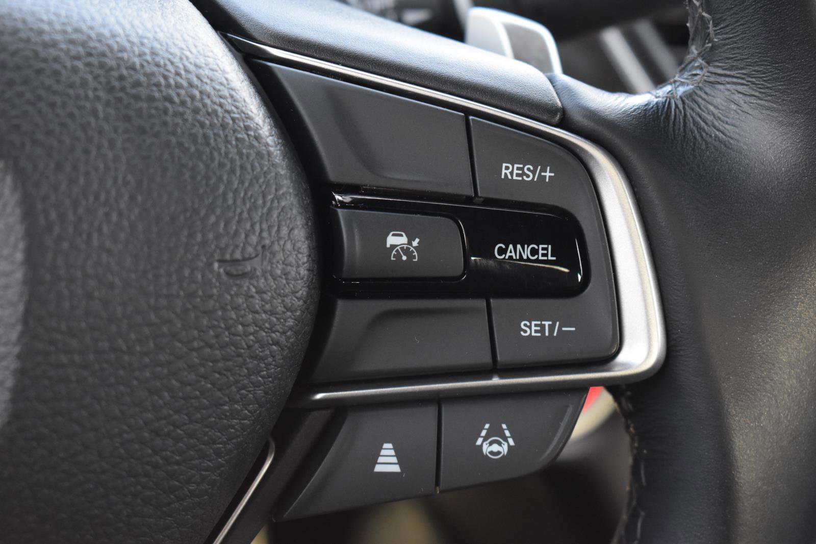 Used 2022 Honda Accord Sport image 9