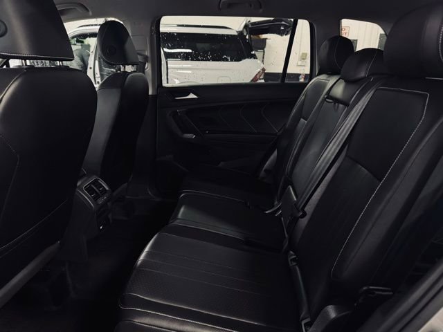 Used 2024 Volkswagen Tiguan SE image 17