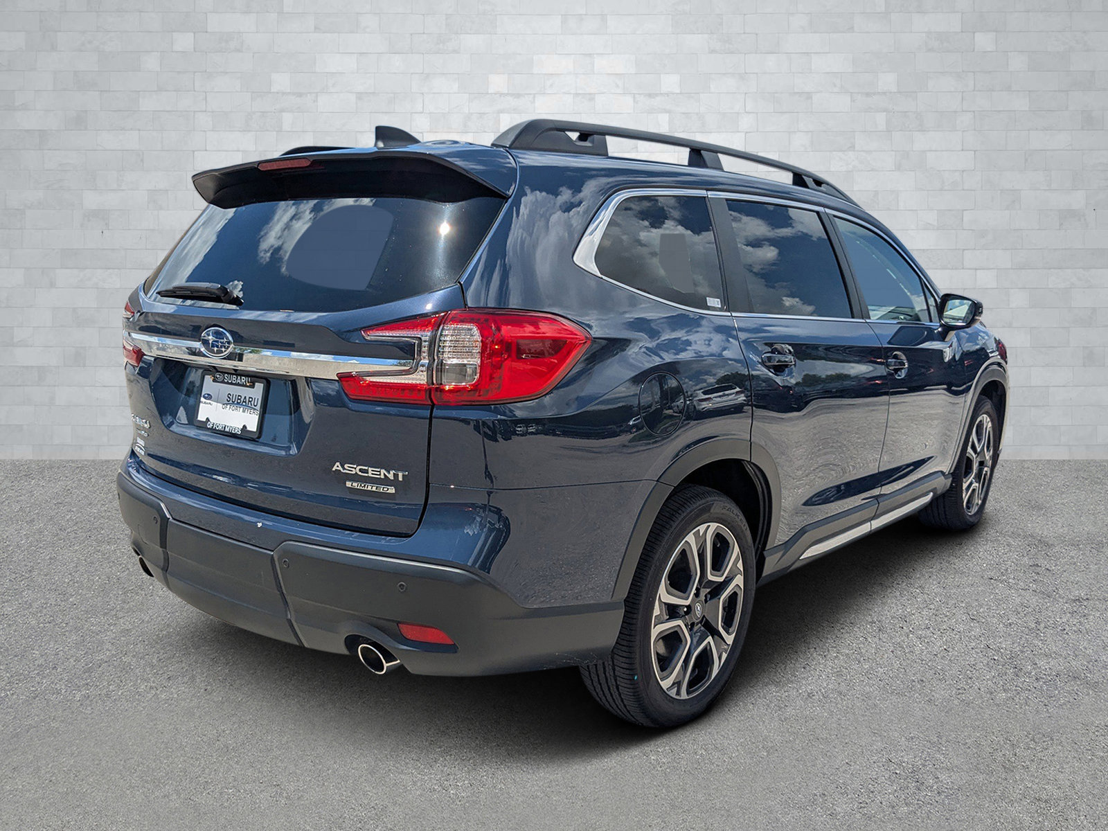 Certified 2025 Subaru Ascent Limited image 5