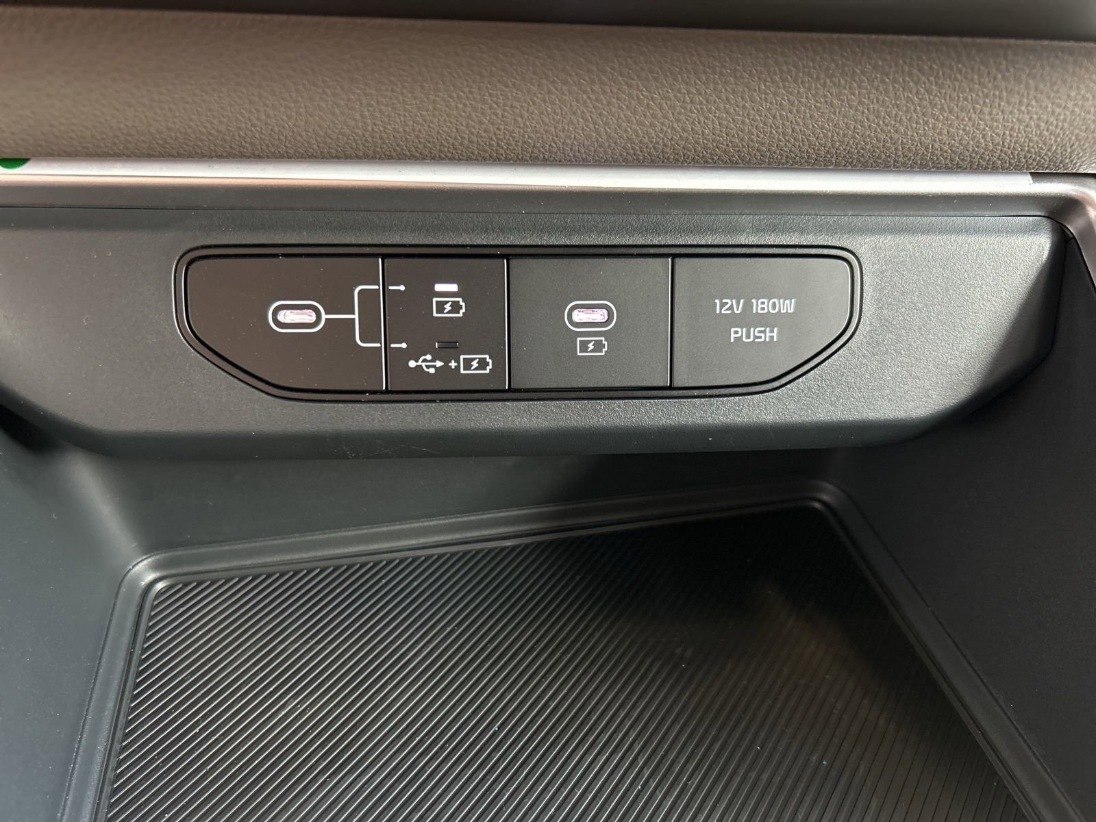 New 2026 Kia Carnival image 31