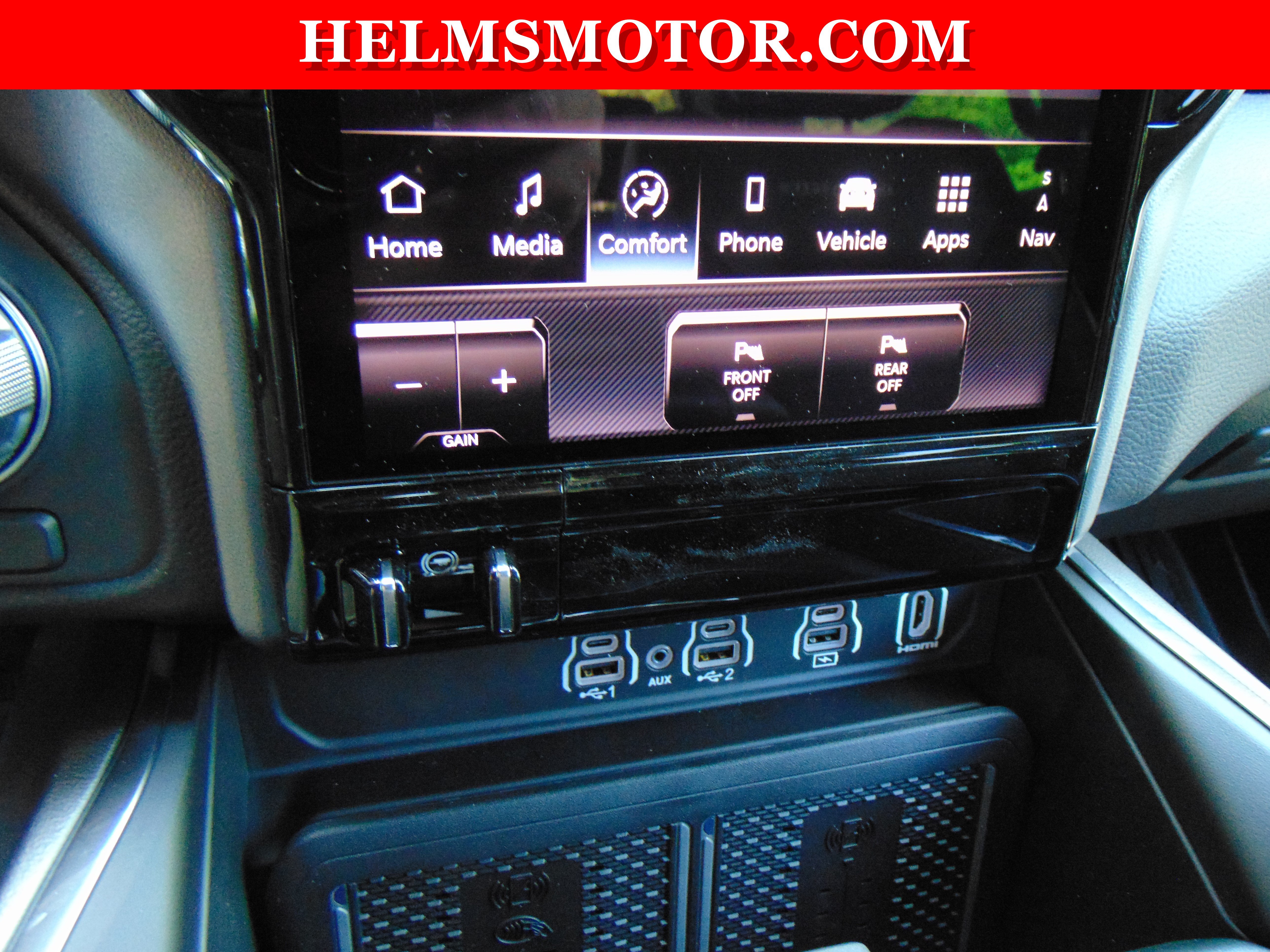 New 2026 RAM 1500 Laramie AWD/4WD image 29