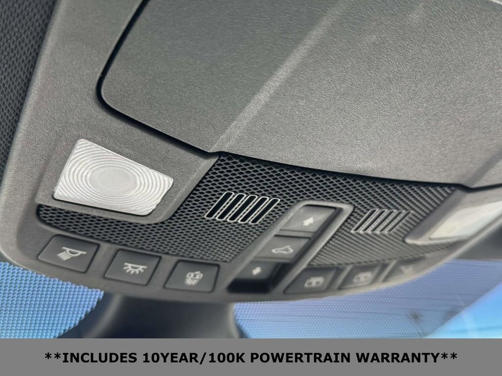 Used 2020 Ford Edge ST w/ Cold Weather Package image 28