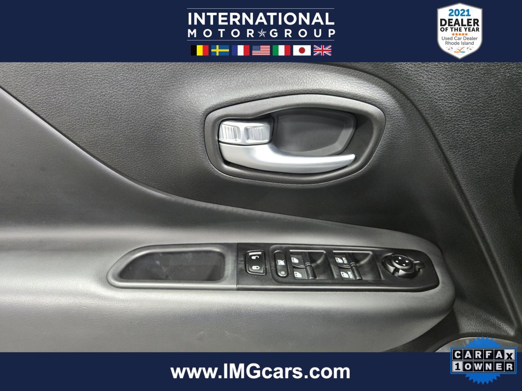 Used 2021 Jeep Renegade Limited w/ Sun & Sound Group image 8