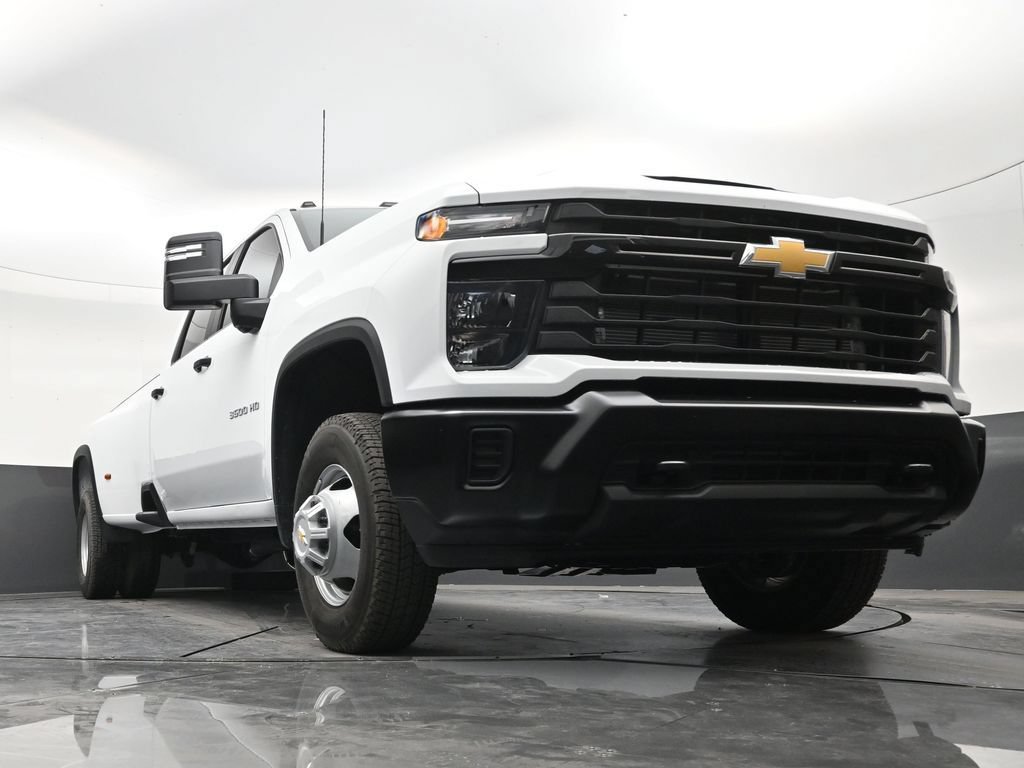 Used 2026 Chevrolet Silverado 3500 W/T AWD/4WD image 25