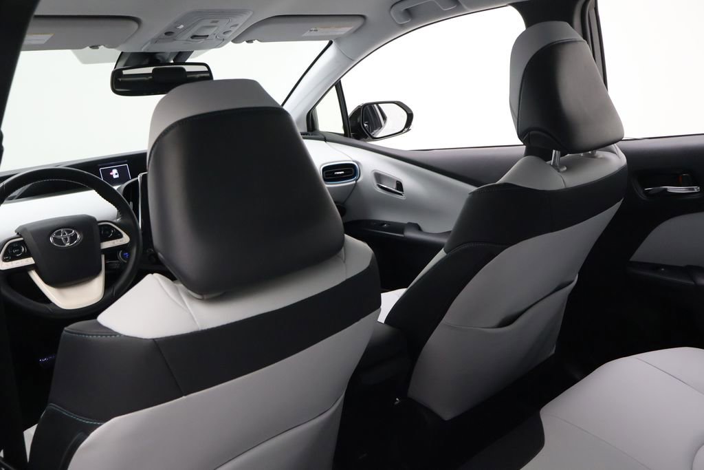 Used 2018 Toyota Prius Four FWD image 20