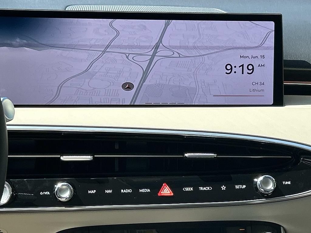 New 2026 Genesis GV70 2.5T Select AWD/4WD image 28