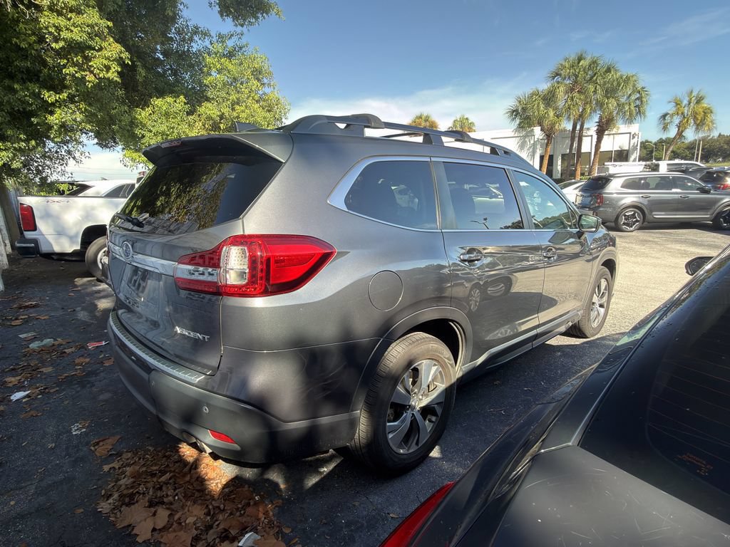 Used 2021 Subaru Ascent Premium w/ Convenience Package AWD/4WD image 3