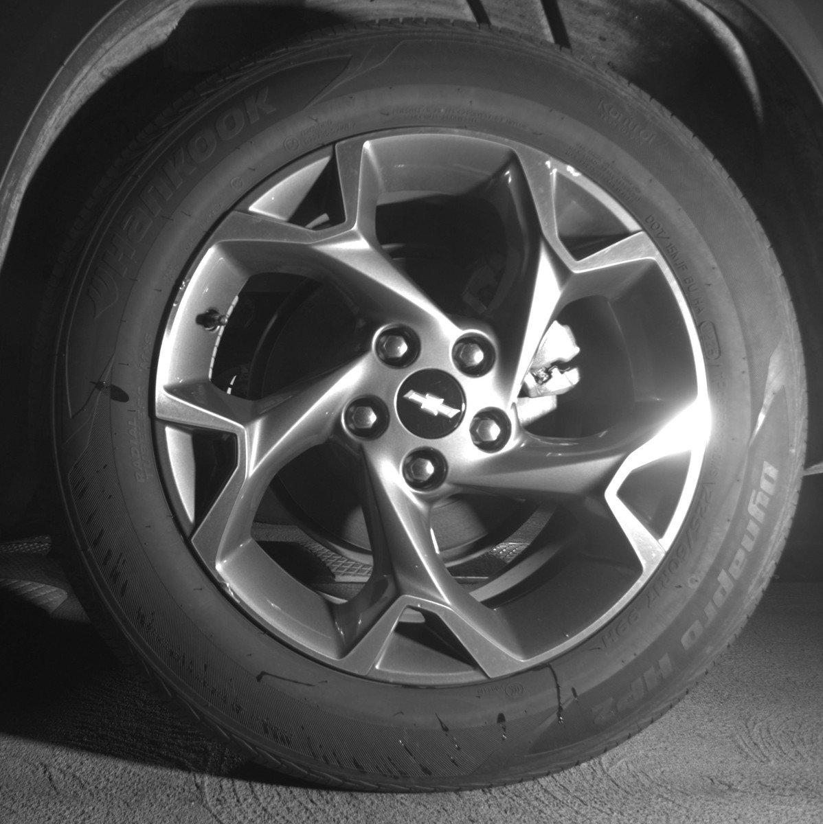Used 2025 Chevrolet Trax LT FWD image 14