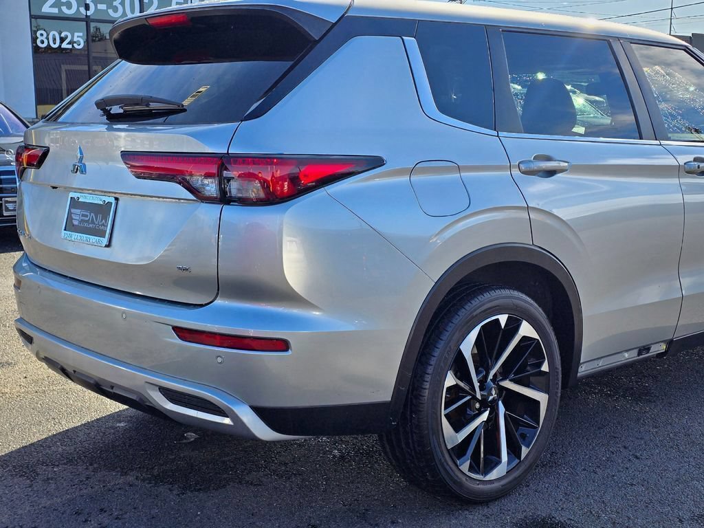 Used 2022 Mitsubishi Outlander SE AWD/4WD image 6